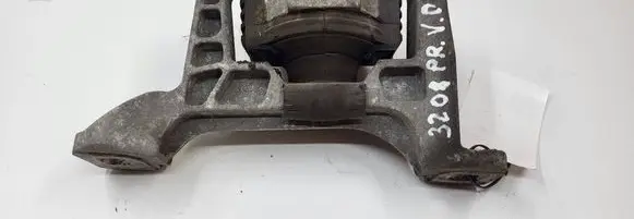 Ford C-MAX II Engine mount bracket