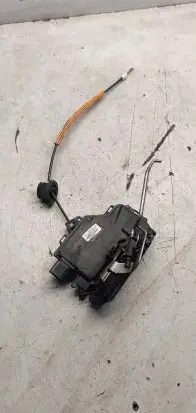 Audi A4 S4 B6 8E 8H Rear door lock 8e0839015c