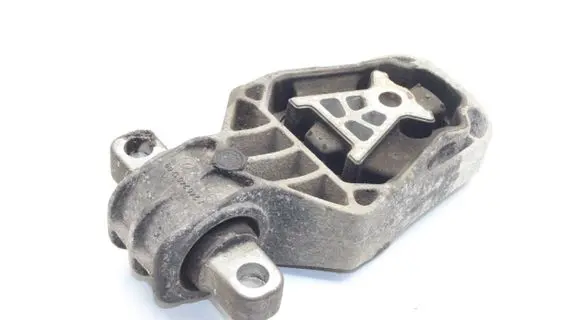 Mercedes-Benz B W246 W242 Engine mount bracket A2462401209