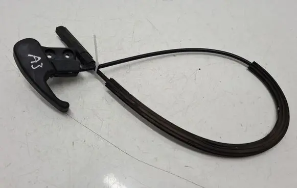 Audi A3 S3 8P Engine bonnet (hood) release handle 1H1823533