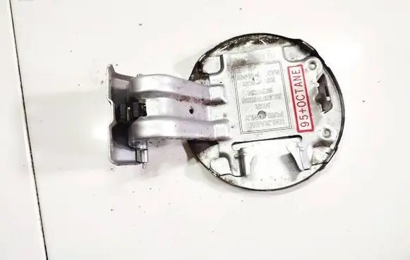 Mitsubishi Lancer X Fuel tank cap
