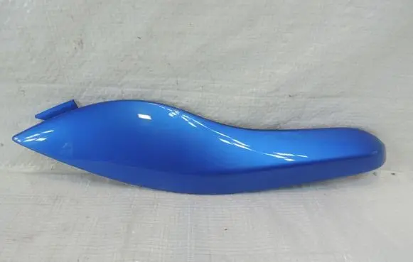 Opel Adam Front door trim (molding) 13352905