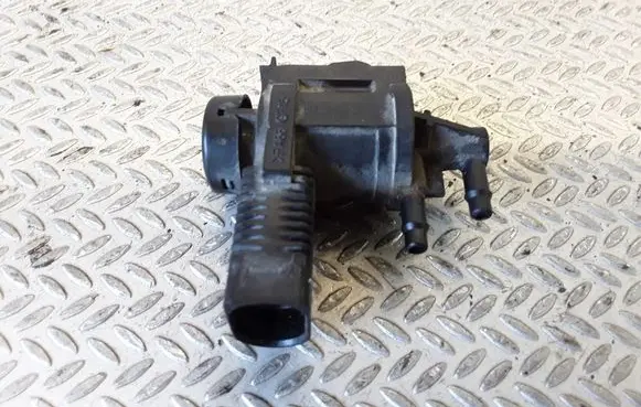Ford Galaxy Vacuum valve 1J0906283B