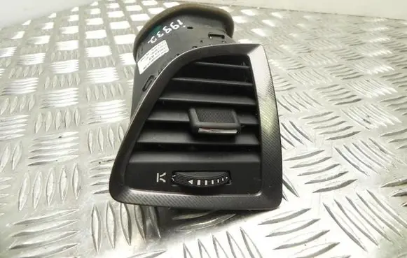 Opel Astra J Rear air vent grill 13300579 I9932