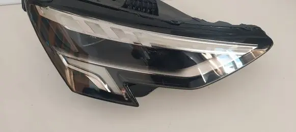 Audi A3 8Y Headlight/headlamp 8Y0941034