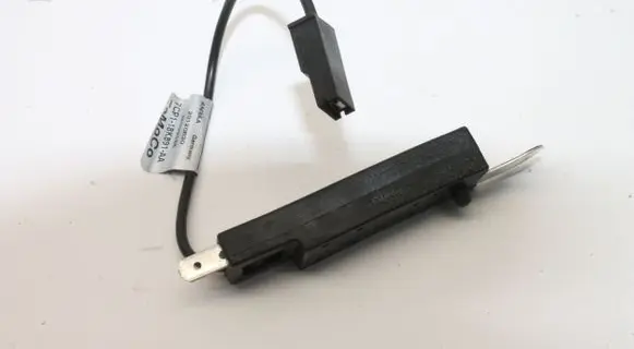 Ford Focus Aerial antenna amplifier 7CP118K891AA