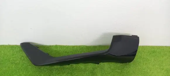 Volvo XC90 Front bumper splitter molding 31694567