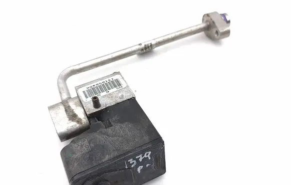 Porsche Taycan 9J1 Air conditioning (A/C) expansion valve 4M0816702A