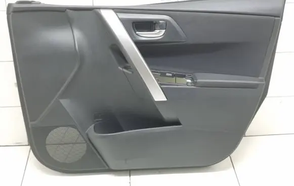 Toyota Auris E180 Front door card panel trim 6760102400 6760102390 6777702300