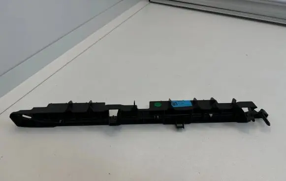 Tesla Model Y (A) pillar trim 152170502D D2T23151300515