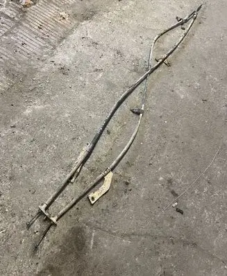 Handbrake/parking brake wiring cable