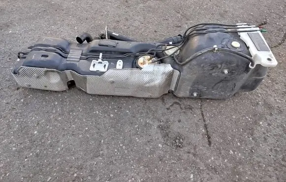 Renault Master III Fuel tank 8200947534 8200947537 2004369