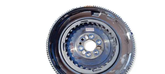 Skoda Octavia Mk4 Flywheel 04C105266H