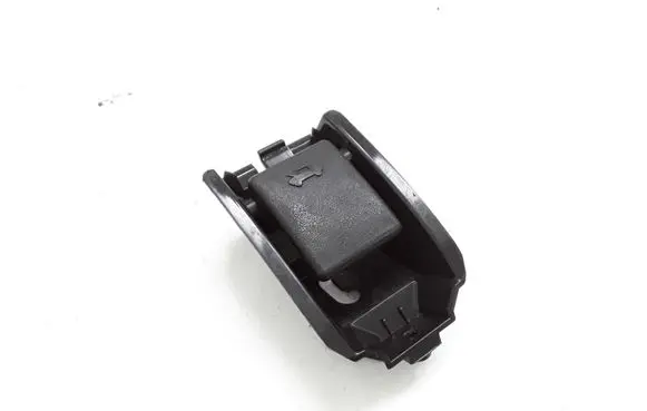 Suzuki Grand Vitara II Engine bonnet (hood) release handle NOCODE