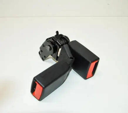 Mercedes-Benz CLA C117 X117 W117 Middle seatbelt buckle (rear) A1768600269