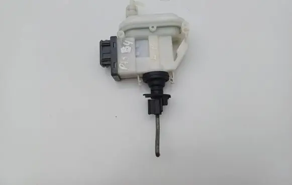Volkswagen PASSAT B4 Central locking vacuum pump 3A0862153B