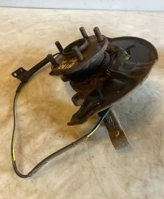 Toyota Avensis T250 Front wheel hub 05060 1904