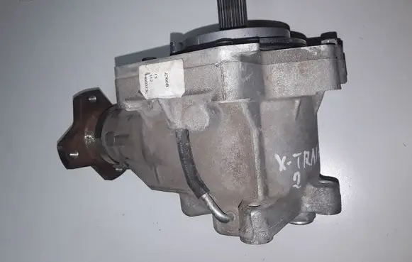 Nissan X-Trail T31 Gearbox transfer box case JD60010312