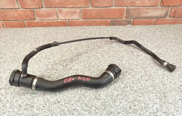 BMW X1 E84 Engine coolant pipe/hose 7612444