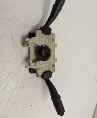Hyundai Terracan Wiper turn signal indicator stalk/switch 93400 39201