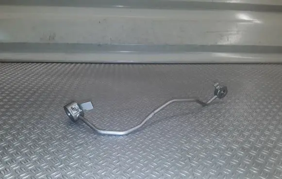 Mazda 6 Fuel line pipe 
