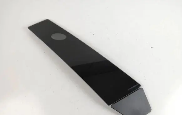 Tesla Model 3 (B) Pillar trim (exterior) 110044100E