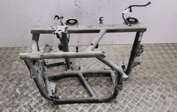Mini One - Cooper F56 F55 Radiator support slam panel bracket 8486850