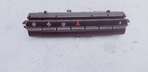 Multifunctional control switch/knob