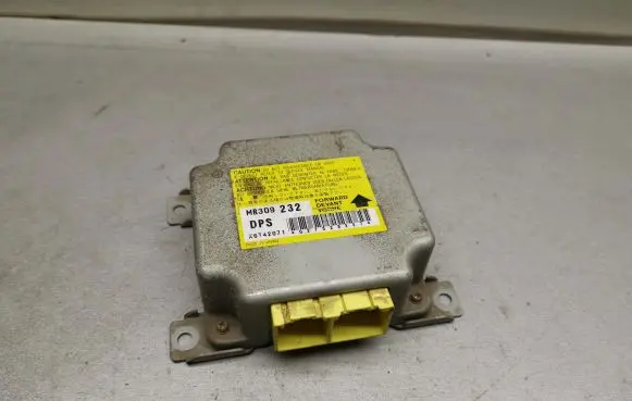 Mitsubishi Galant Airbag control unit/module MR309232