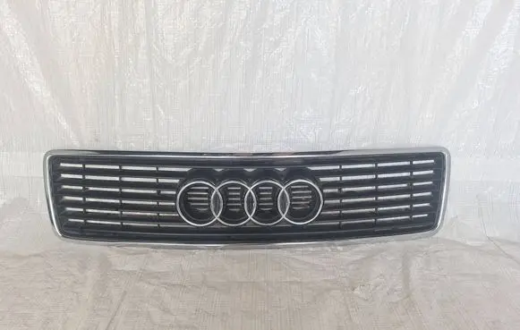 Audi 100 S4 C4 Front grill 4a0853651