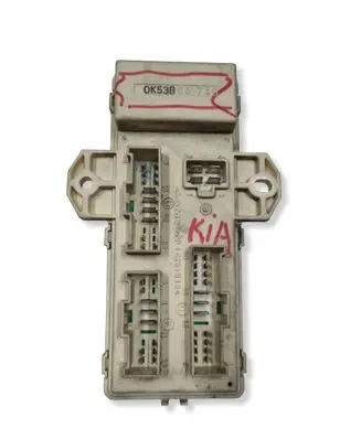 KIA Carnival Fuse module 0K53B66730 AK7812 02323D