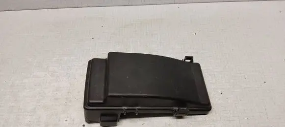 Hyundai Sonata Fuse box cover 