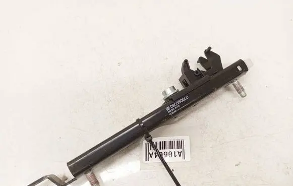 Opel Zafira A Seat belt adjustment rail 090560650