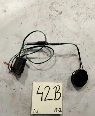 Audi A3 S3 8L Front door speaker 8L0035399