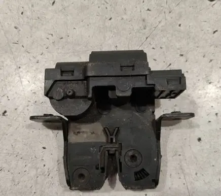 Renault Laguna II Tailgate/trunk/boot lock/catch/latch 8200295641