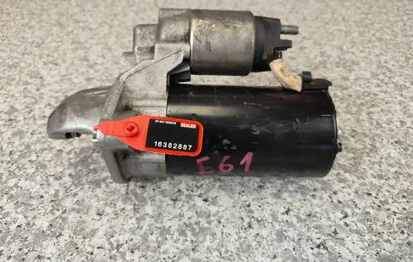 BMW 3 E90 E91 Starter motor 7796892 0001115046