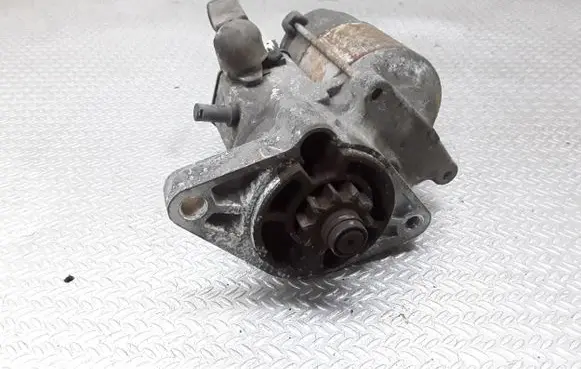 Toyota Yaris Starter motor