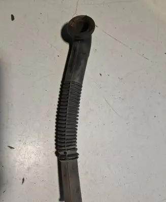 Opel Movano B Water drain line hose 8200760103