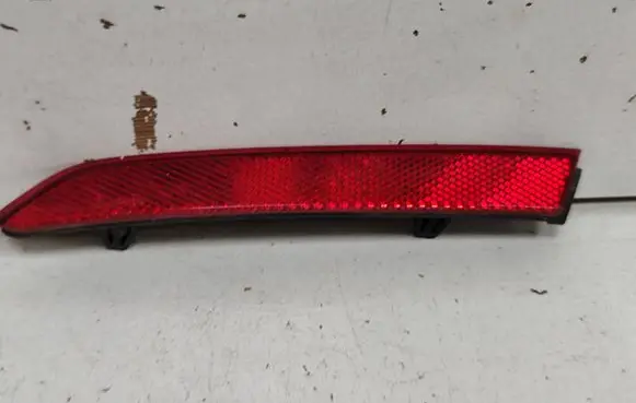 Volkswagen PASSAT B8 Rear tail light reflector 3G0945105A 372735