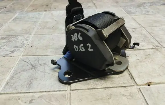 Opel Meriva A Middle seatbelt (rear) 93335123 93390052