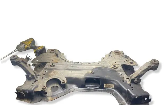 Citroen C4 II Picasso Front subframe 0007617