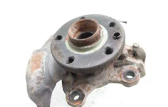Volkswagen Transporter - Caravelle T4 Front wheel hub spindle knuckle