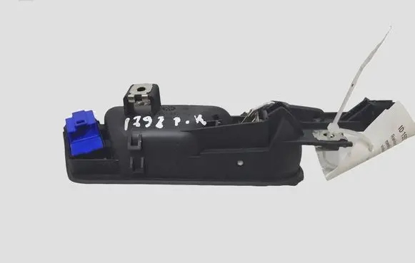 Volkswagen Jetta V Front door interior handle 1K1837113