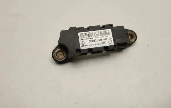 Mercedes-Benz CL C215 Airbag deployment crash/impact sensor A0018209126