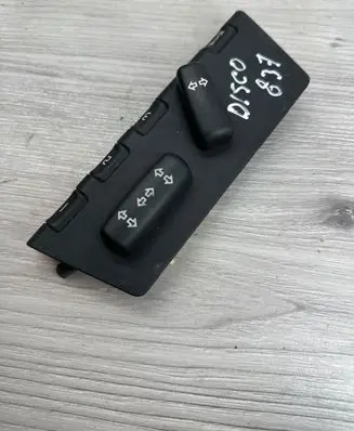 Land Rover Discovery 3 - LR3 Seat control switch 03452986 20357 UB500170PVJ
