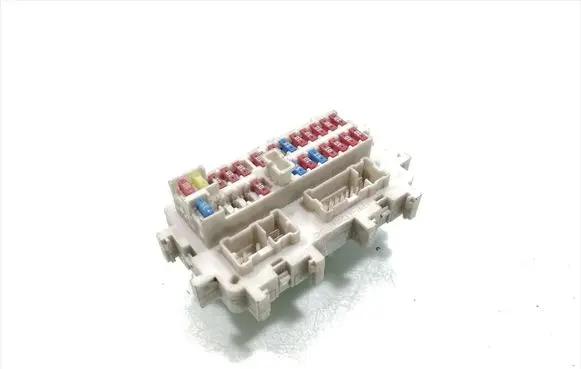 Nissan Navara Fuse box set 2321EA00A