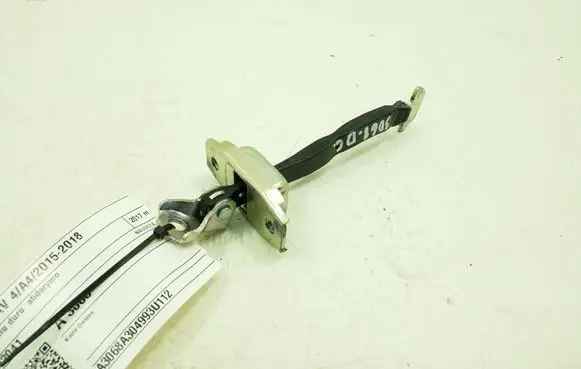 Toyota RAV 4 (XA40) Rear door check strap stopper 6863042041