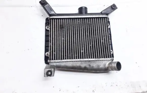 Toyota RAV 4 (XA20) Intercooler radiator 27040332