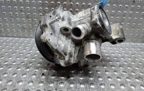 Mercedes-Benz CLA C117 X117 W117 Water pump A6512000501
