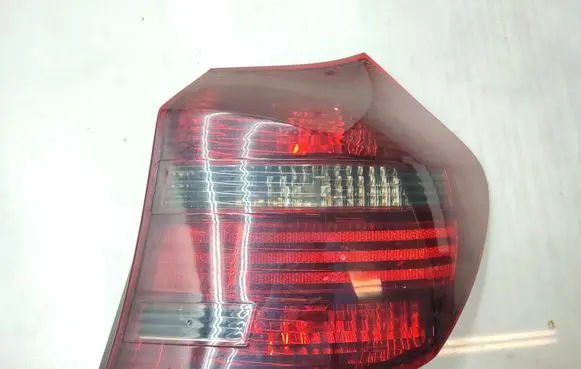 BMW 1 E81 E87 Rear/tail lights 7260052